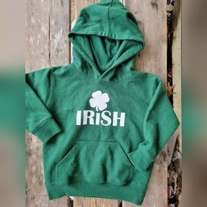 MONAG SZ 2 VGUC GREEN 💚IRISH shamrock print thick pullover sweatshirt w/ hood